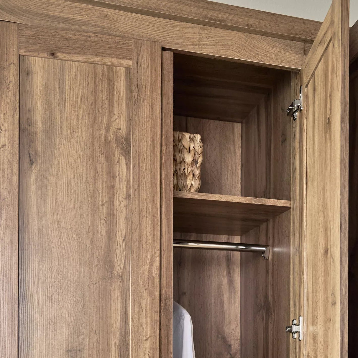 Armoire 6 portes Colton - Homeclara