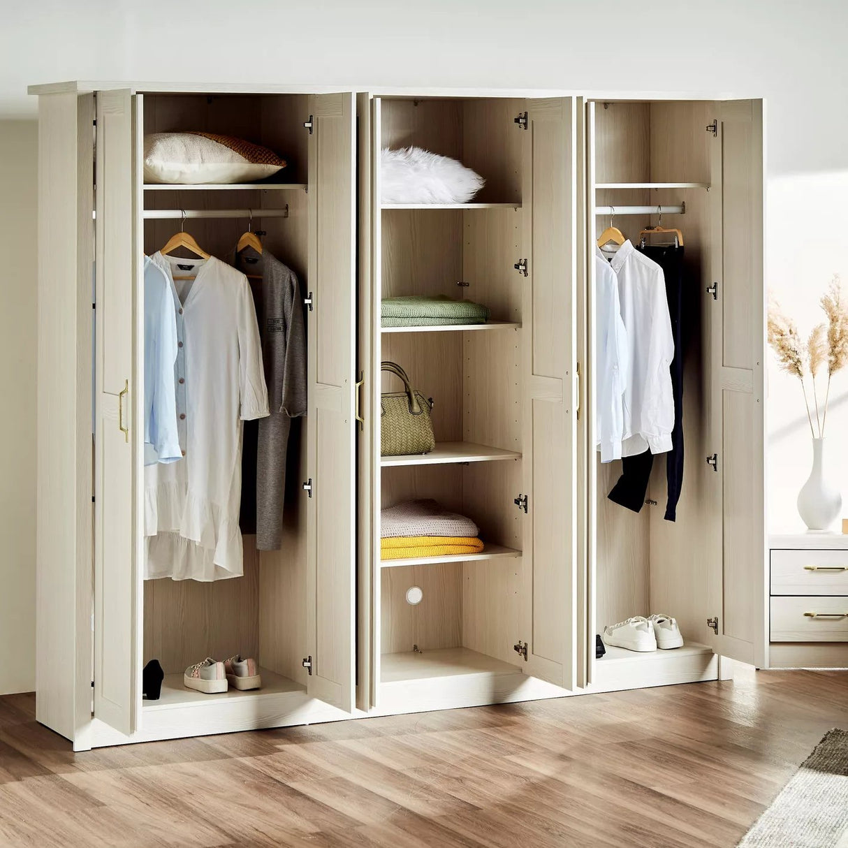 Armoire Cory 6 portes - Homeclara