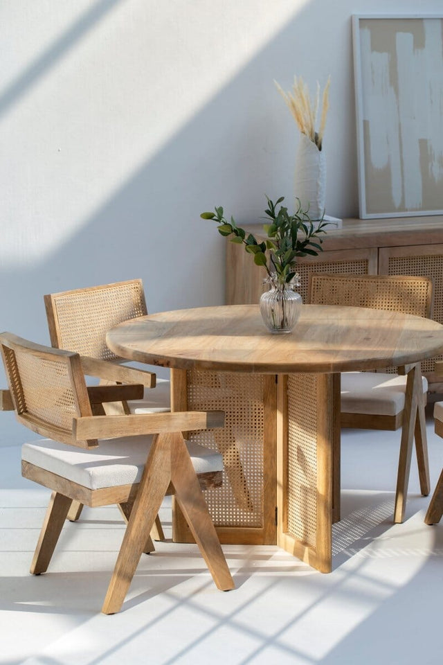 Dublin Harmony Table de salle à manger ronde en bois avec pieds croisés en rotin - Homeclara