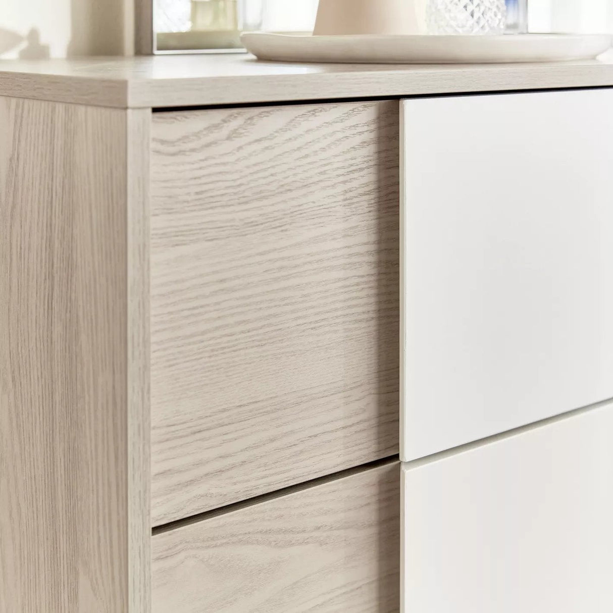 Nova 6 - Drawer Dresser with Mirror - Homeclara