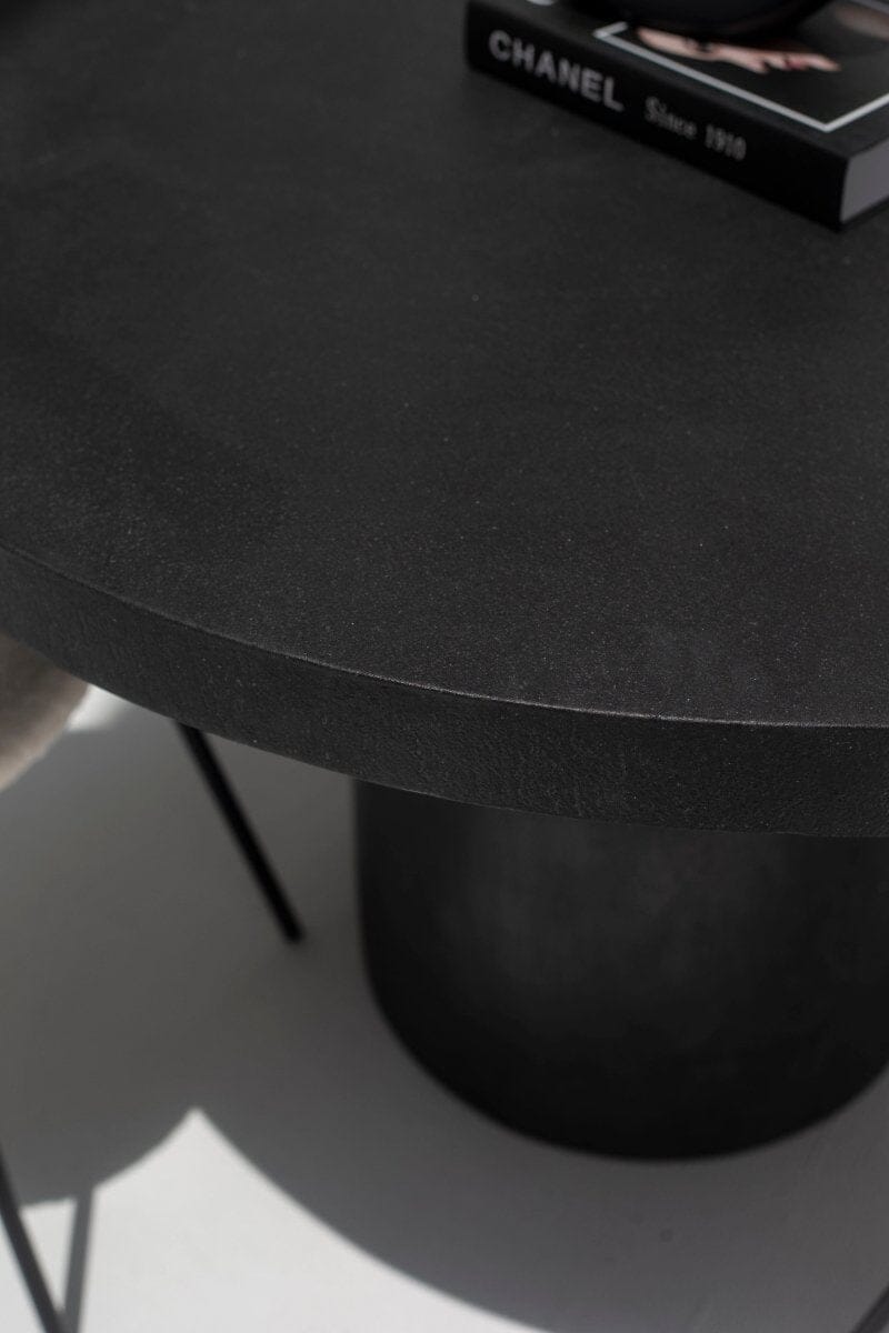 Table de salle à manger ronde en béton noir Onyx - Homeclara